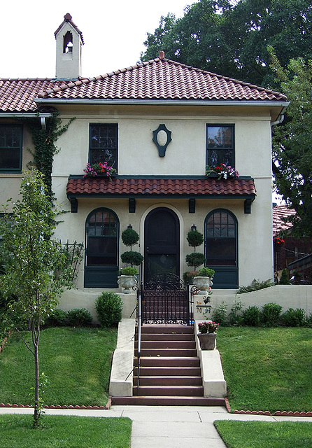 Spanish Style Townhouse in Forest Hills, July 2007