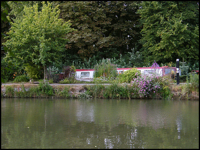 canalside home by the river