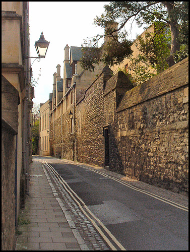 Oxford city walls