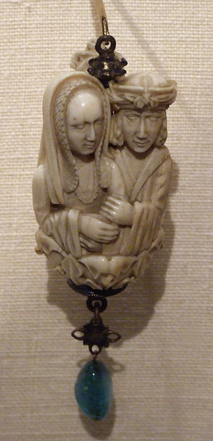 Rosary Terminal Bead with Lovers and Death's Head in the Metropolitan Museum of Art, January 2011