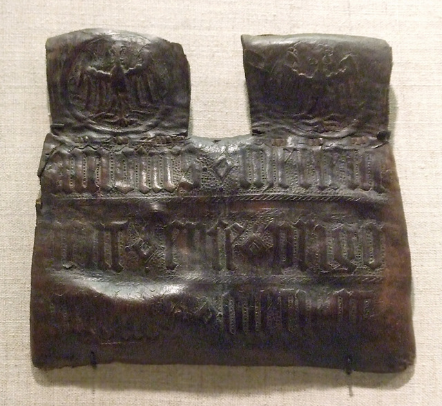 Tooled-Leather Purse in the Metropolitan Museum of Art, April 2011