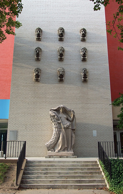 Architectural Sculpture in the Brooklyn Museum Sculpture Garden, August 2007