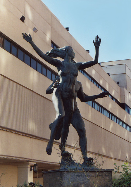 Summer Statue in Atlantic City, Aug. 2006