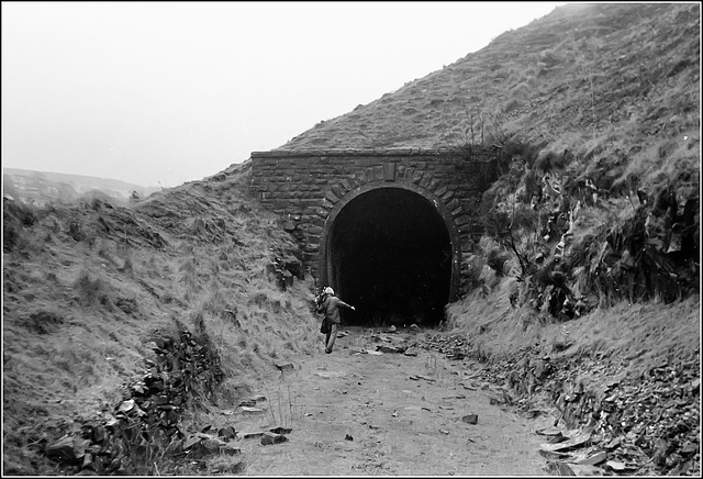 Gelli Tunnel