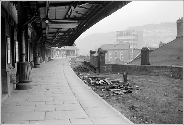 Pontypridd Station
