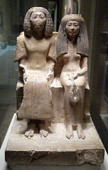 Statue of Yuny and Renenutet in the Metropolitan Museum of Art, December 2007