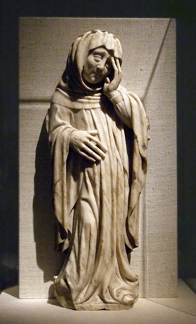 Mourner in the Metropolitan Museum of Art, December 2007