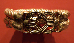 Gold Bracelet with a Herakles Knot in the Metropolitan Museum of Art, Sept. 2007