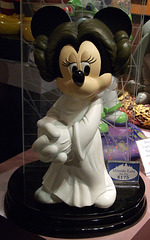 Minnie as Princess Leia Sculpture in the Disney Store on 5th Avenue, August 2007