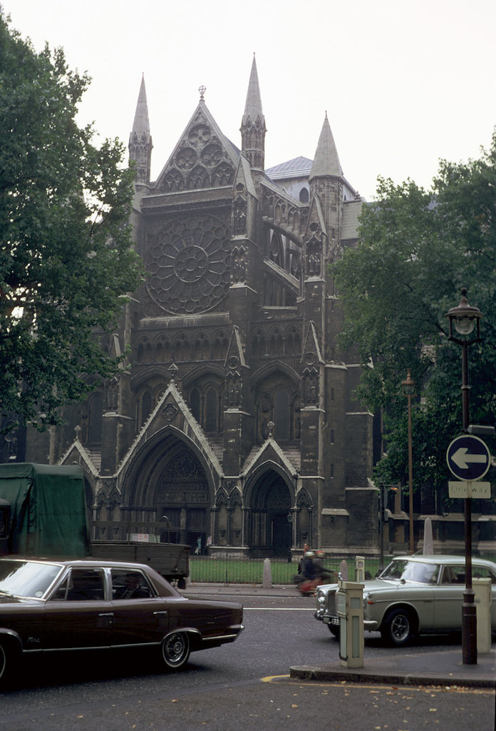 London, Westminster Abbey  (019 b)