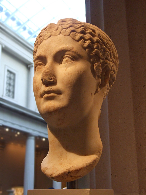 Marble Portrait of an Antonine Woman in the Metropolitan Museum of Art,  July 2007