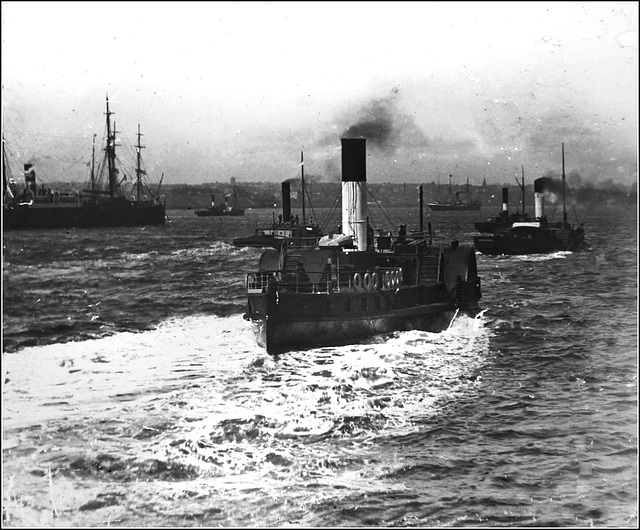 Paddle Steamer reversing