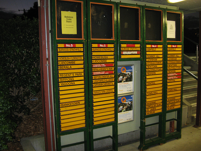 Croydon Trains indicator board July 08 Croydon Trains indicator board July 08
