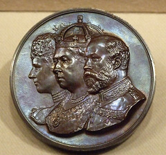 Medal Commemorating the Opening of Tower Bridge in the Metropolitan Museum of Art, January 2011