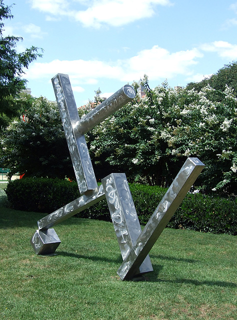 Cubi XXVI by David Smith in the National Gallery Sculpture Garden, September 2009