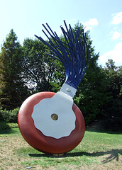 Typewriter Eraser Scale X by Oldenburg and Van Bruggen in the National Gallery Sculpture Garden, September 2009