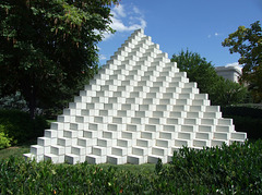 Four-Sided Pyramid by Sol Lewitt in the National Gallery Sculpture Garden, September 2009