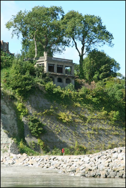 Cliff Villa