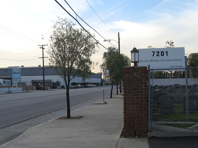 Bell Gardens: Russian Christian Cemetery 3571a