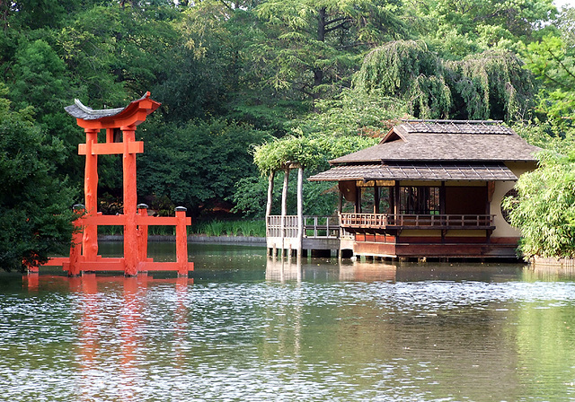 The Japanese Garden in the Brooklyn Botanic Garden, July 2008