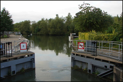 leaving Iffley Lock