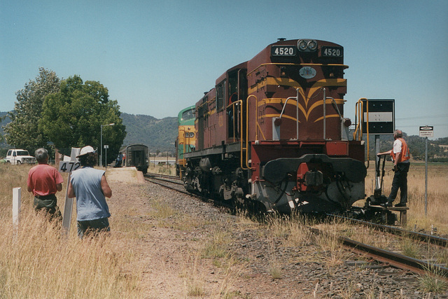 200001TamworthCountryMusicTrain0002