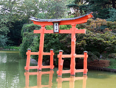 Torii Gate inside the Japanese Garden in the Brooklyn Botanic Garden, July 2008