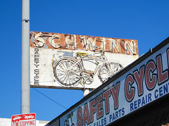 Hollywood Western Ave Schwinn neon (4203)