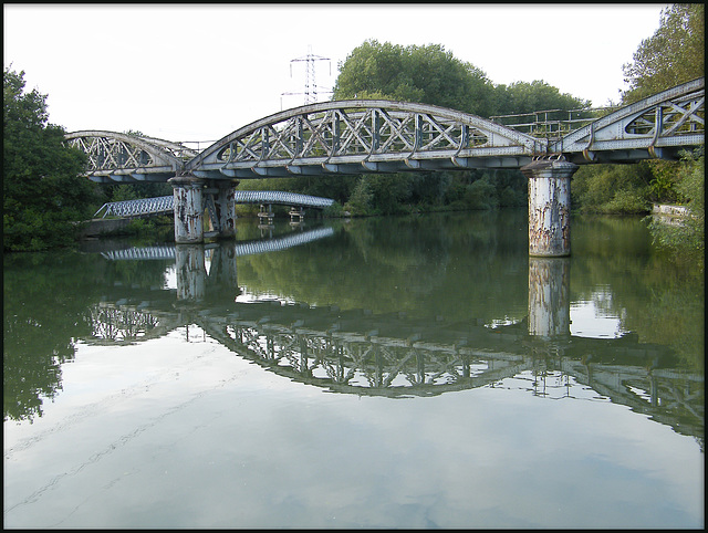 Kennington Railway Bridge