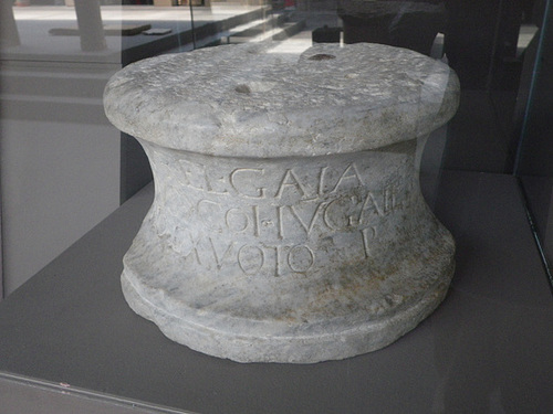 Autel trouvé à Diana