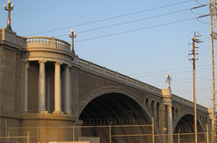 LA River: N Broadway bridge 1305a