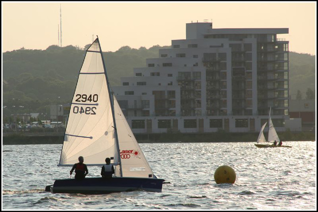 dinghy racing