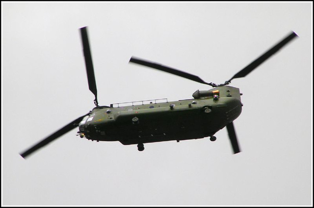 chinook overhead