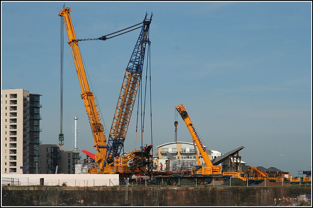 Crane assembly