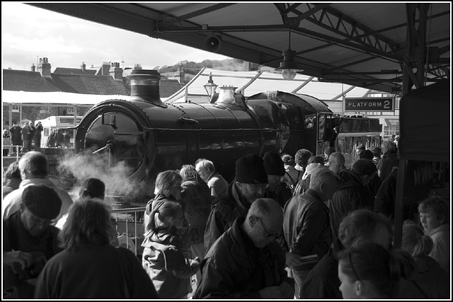 A busy platform