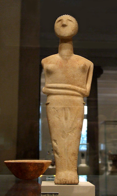 Marble Male Cycladic Figurine in the Metropolitan Museum of Art, July 2007