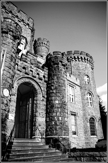 Cyfarthfa Castle