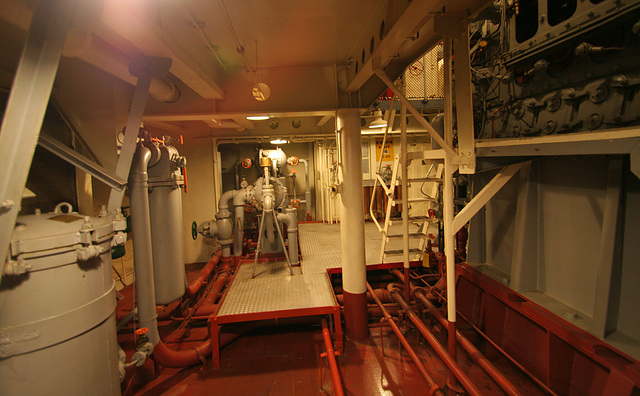 USS Hornet (2887)