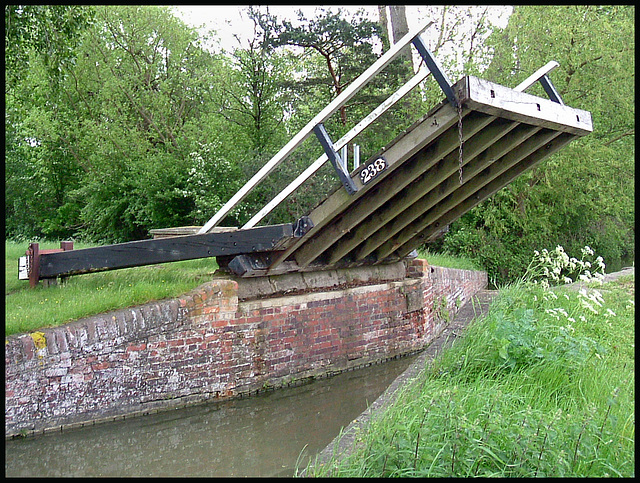 St Edward's Lift Bridge