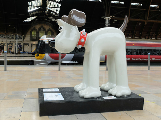 Gromit Unleashed (14) - 28 July 2013