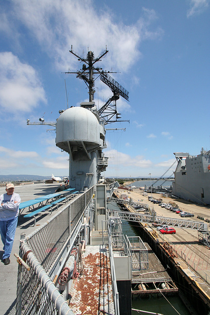 USS Hornet (2935)