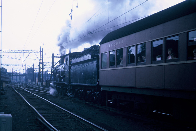 196910SydneyTerminal3214 F1020052