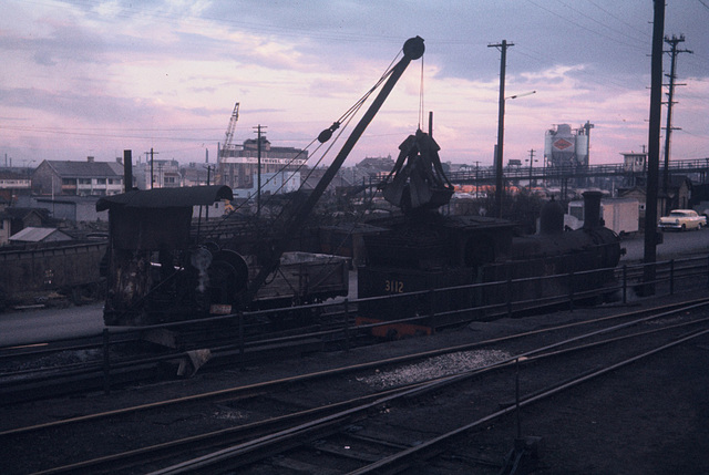 197005Eveleigh083112F1020063