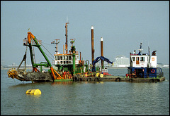 Bay dredger