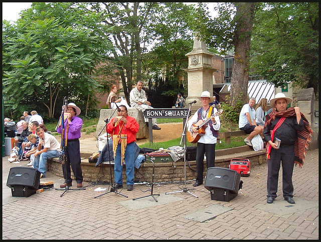 Bonn Square 2006