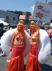 "Hot Bagels" at the Coney Island Mermaid Parade, June 2008