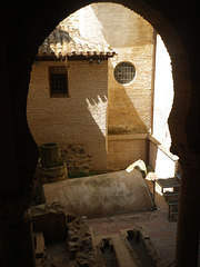 Patio de la iglesia del Salvador / Korteto de preĝejo de la Savinto (Toledo)