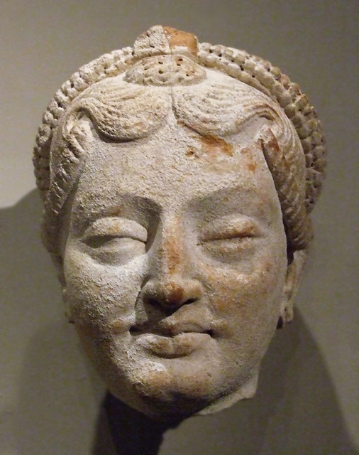 Head of a Female Figure in the Metropolitan Museum of Art, September 2010