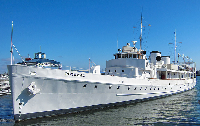 Potomac Presidential yacht, Oakland (3102)