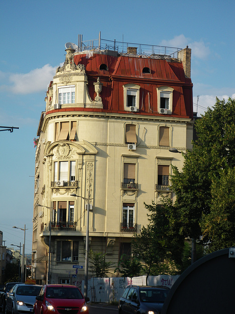 Belgrade, Stari Grad : frontons 4